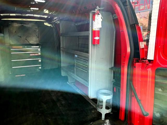 Photo of 2017 Cardinal Red GMC Savana 3500