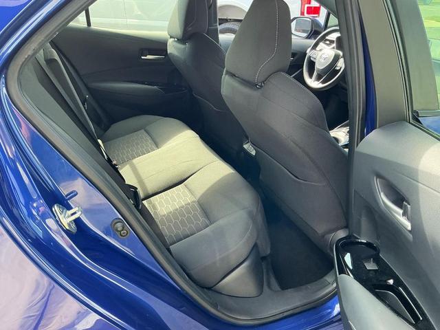 Photo of 2023 Blue Crush Metallic Toyota Corolla