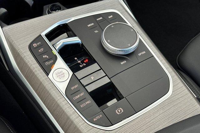 Photo of 2026 Tanzanite Blue II Metallic BMW 430