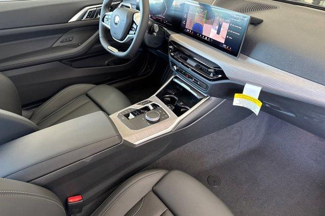 Photo of 2026 Tanzanite Blue II Metallic BMW 430