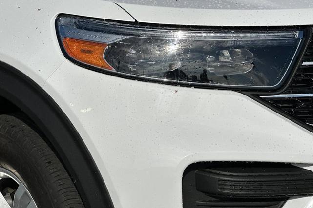 Photo of 2020 Oxford White Ford Explorer