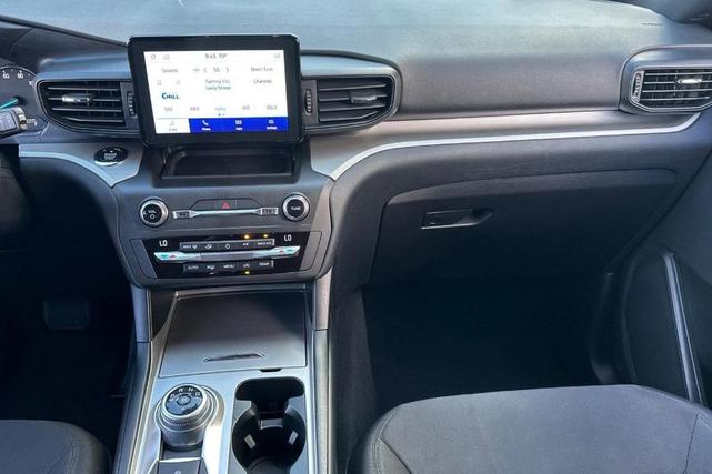 Photo of 2020 Oxford White Ford Explorer