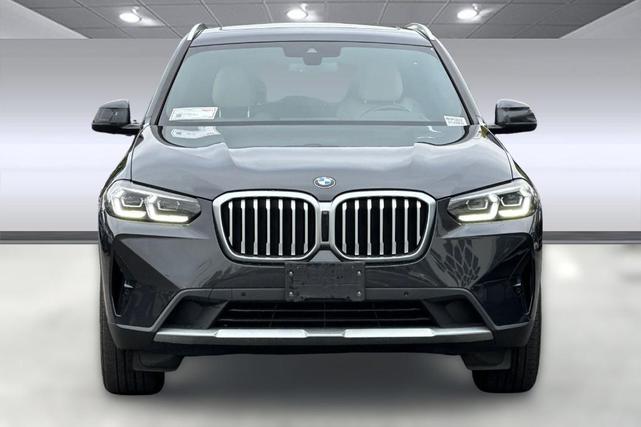 Photo of 2023 Dark Graphite Metallic BMW X3