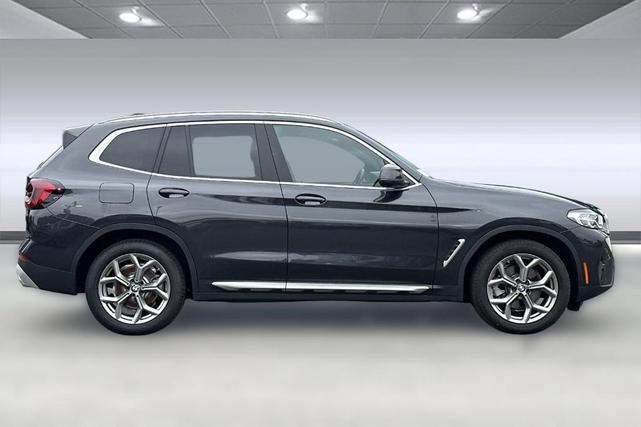 Photo of 2023 Dark Graphite Metallic BMW X3