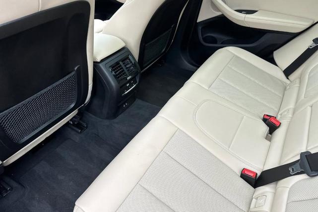 Photo of 2023 Dark Graphite Metallic BMW X3