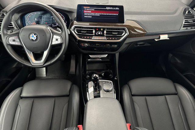 Photo of 2022 Mineral White Metallic BMW X3