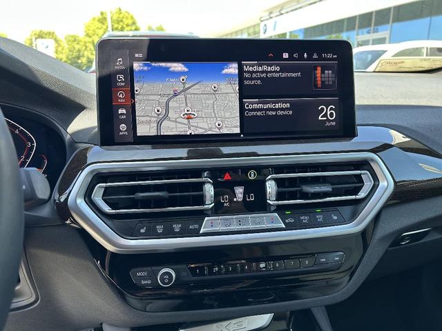 Photo of 2024 Black Sapphire Metallic BMW X3
