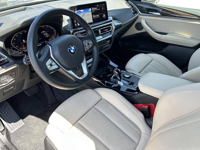 Photo of 2024 Black Sapphire Metallic BMW X3