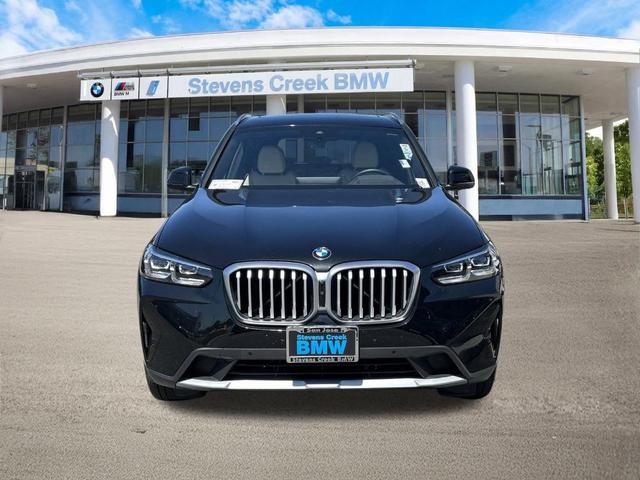 Photo of 2024 Black Sapphire Metallic BMW X3