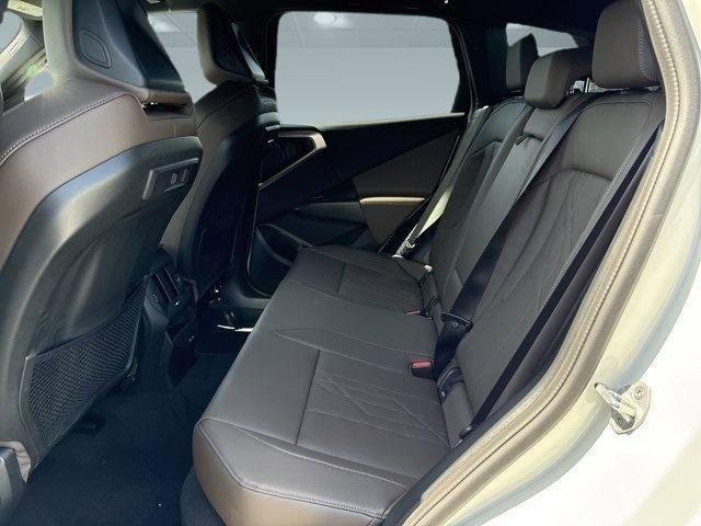 Photo of 2025 Alpine White BMW X3