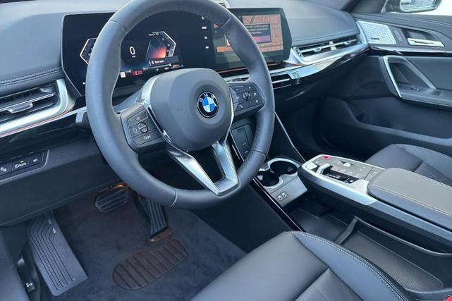 Photo of 2025 San Remo Green Metallic BMW X1
