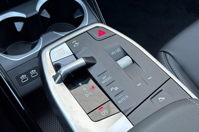 Photo of 2025 San Remo Green Metallic BMW X1