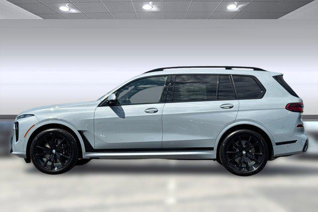 Photo of 2026 Brooklyn Grey Metallic BMW X7