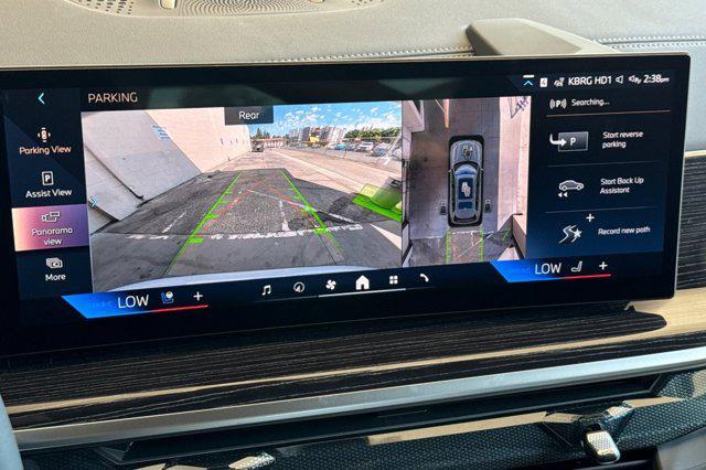 Photo of 2026 Brooklyn Grey Metallic BMW X7