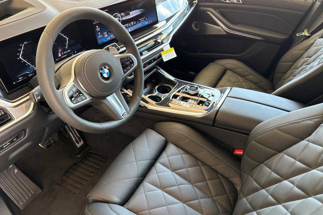 Photo of 2026 Brooklyn Grey Metallic BMW X7