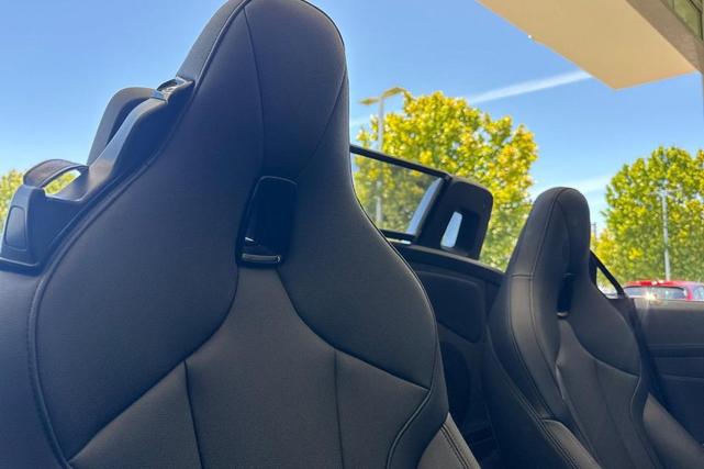 Photo of 2022 Black Sapphire Metallic BMW Z4