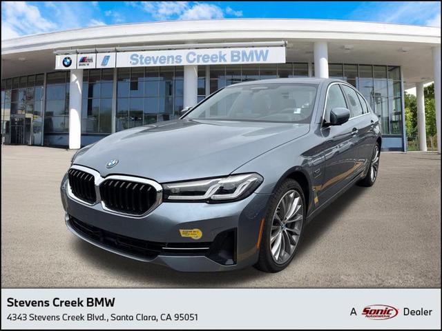 2022 BMW 530E