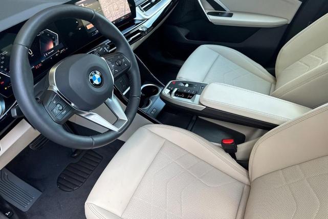 Photo of 2025 Phytonic Blue Metallic BMW X1