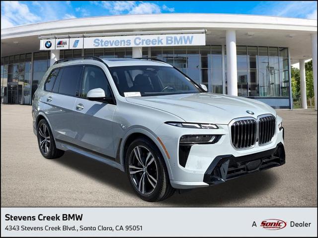 2023 BMW X7