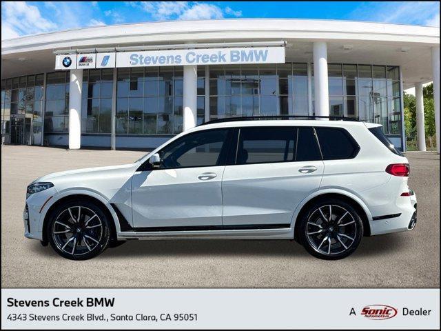 2022 BMW X7