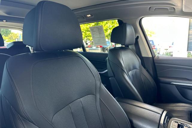 Photo of 2022 Black Sapphire Metallic BMW X7