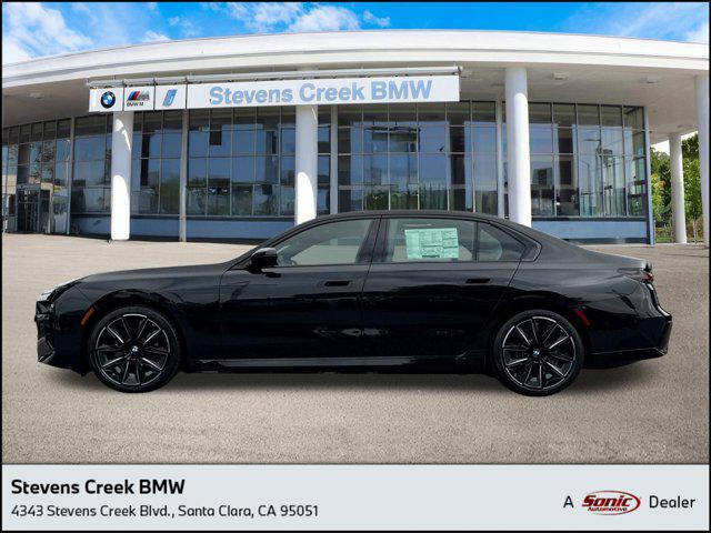 Photo of 2025 Black Sapphire Metallic BMW i7