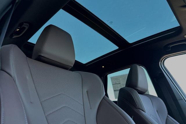 Photo of 2025 Phytonic Blue Metallic BMW X1