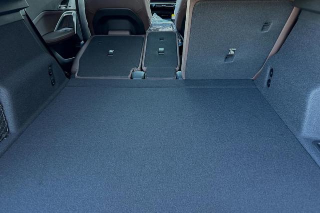 Photo of 2025 Phytonic Blue Metallic BMW X1