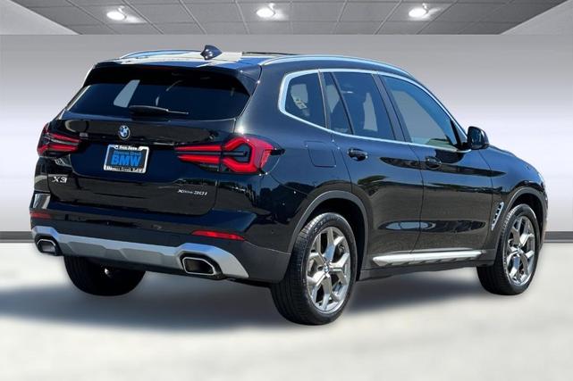 Photo of 2024 Black Sapphire Metallic BMW X3