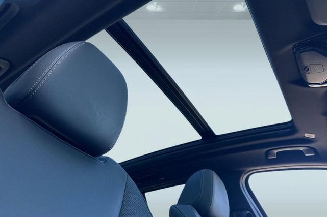 Photo of 2024 Black Sapphire Metallic BMW X3