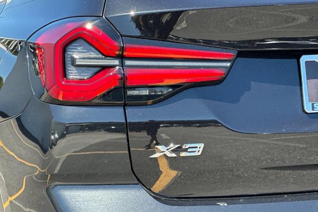 Photo of 2024 Black Sapphire Metallic BMW X3