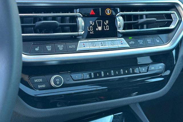 Photo of 2024 Black Sapphire Metallic BMW X3