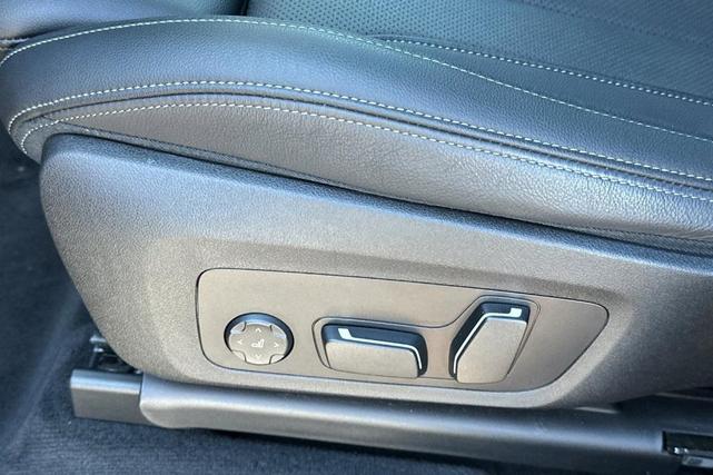 Photo of 2024 Black Sapphire Metallic BMW X3