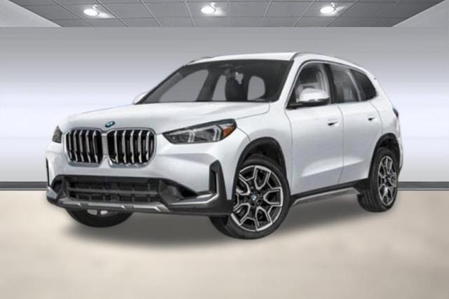 Photo of 2025 Alpine White BMW X1