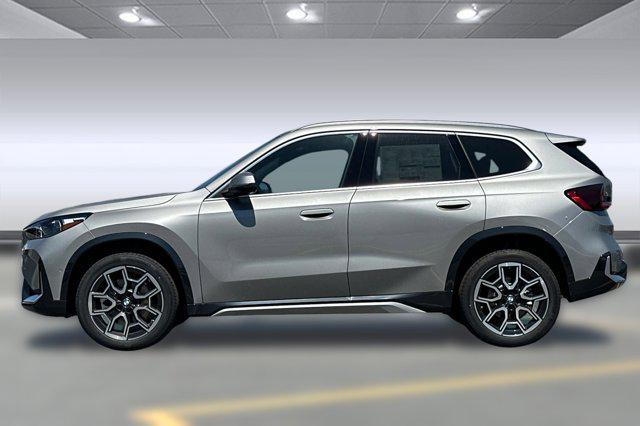 Photo of 2025 Space Silver Metallic BMW X1