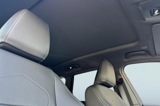 Photo of 2025 Space Silver Metallic BMW X1