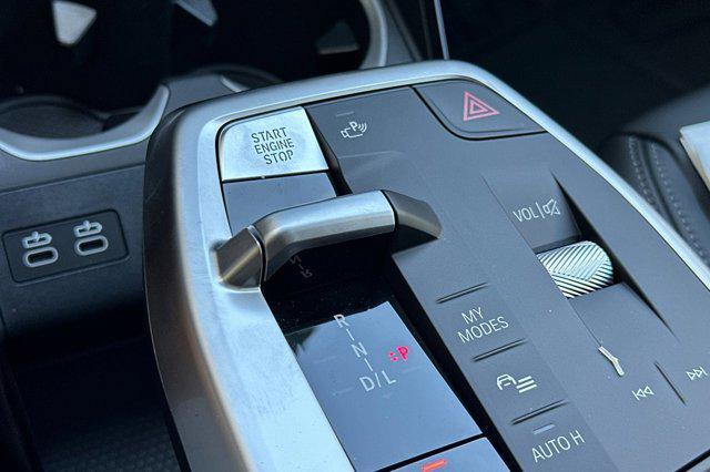 Photo of 2025 Space Silver Metallic BMW X1