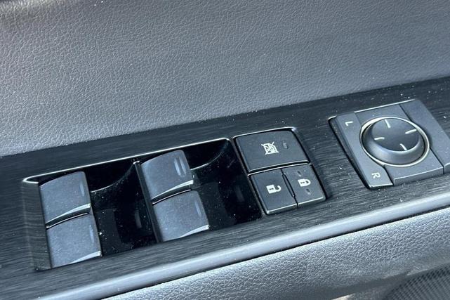 Photo of 2021 Atomic Silver Lexus UX 200
