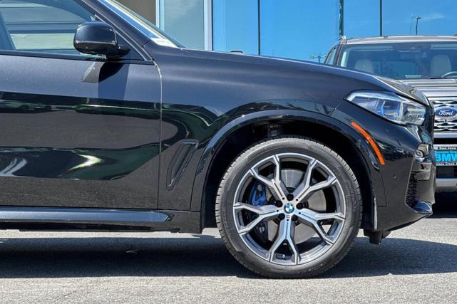 Photo of 2021 Black Sapphire Metallic BMW X5 PHEV