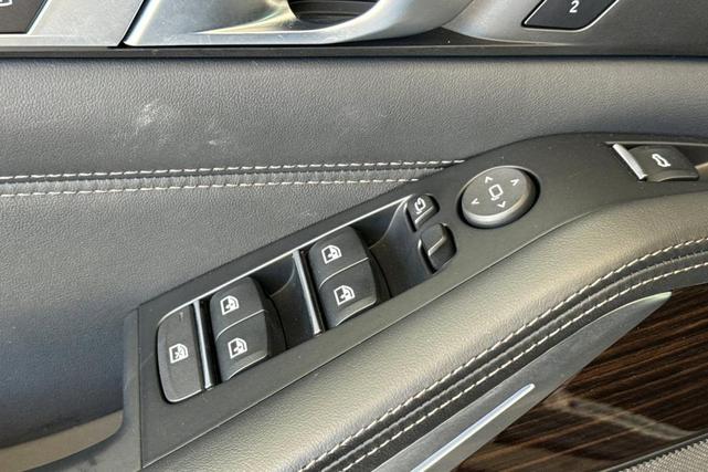 Photo of 2021 Black Sapphire Metallic BMW X5 PHEV