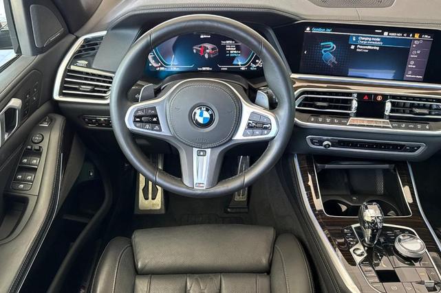 Photo of 2021 Black Sapphire Metallic BMW X5 PHEV