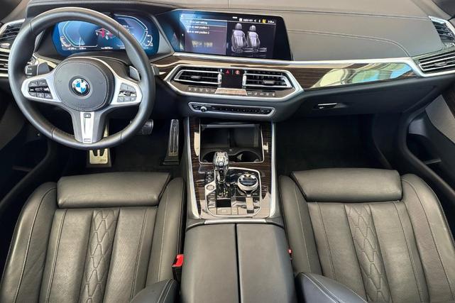 Photo of 2021 Black Sapphire Metallic BMW X5 PHEV