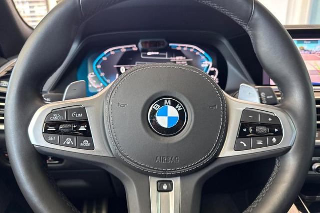Photo of 2021 Black Sapphire Metallic BMW X5 PHEV