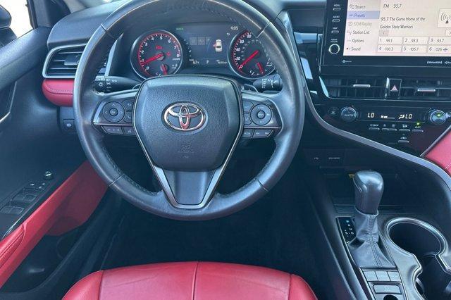 Photo of 2023 Wind Chill Pearl/Midnight Black Metallic Toyota Camry