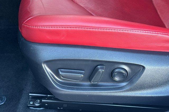 Photo of 2023 Wind Chill Pearl/Midnight Black Metallic Toyota Camry
