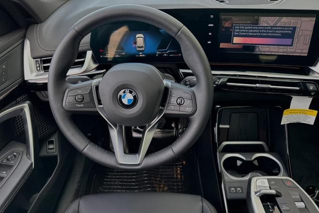 Photo of 2025 Utah Orange Metallic BMW X1