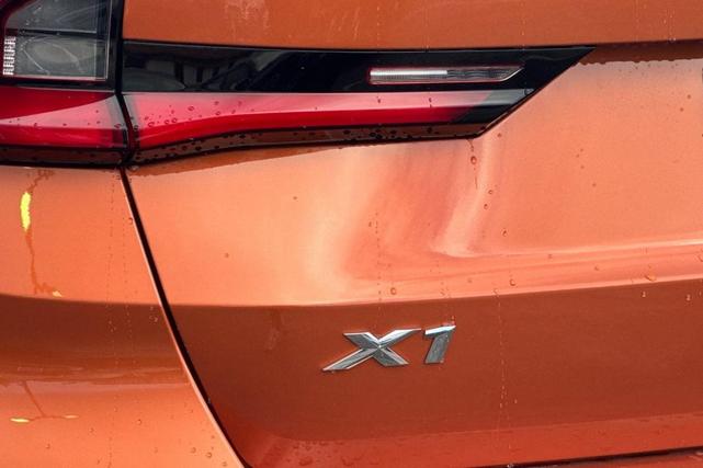 Photo of 2025 Utah Orange Metallic BMW X1