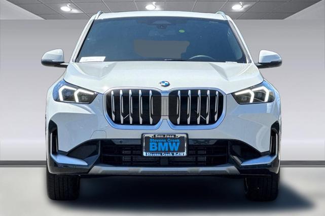 Photo of 2025 Alpine White BMW X1