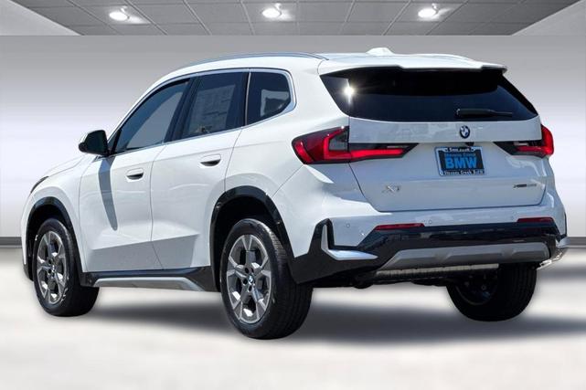 Photo of 2025 Alpine White BMW X1