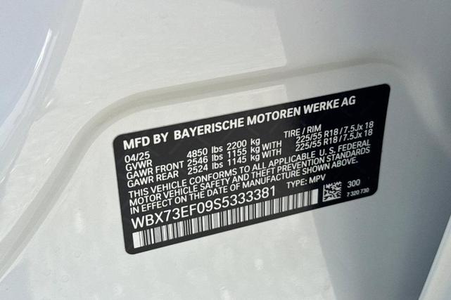 Photo of 2025 Alpine White BMW X1